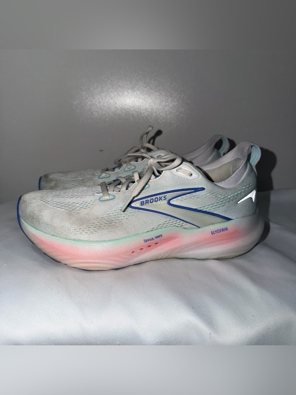 Brooks Women's Glycerin 22 running shoes